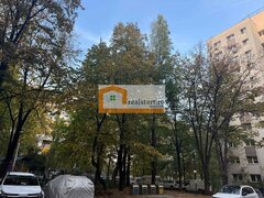 Romancierilor, bloc anvelopat, toate instalatiile noi, 2 lifturi